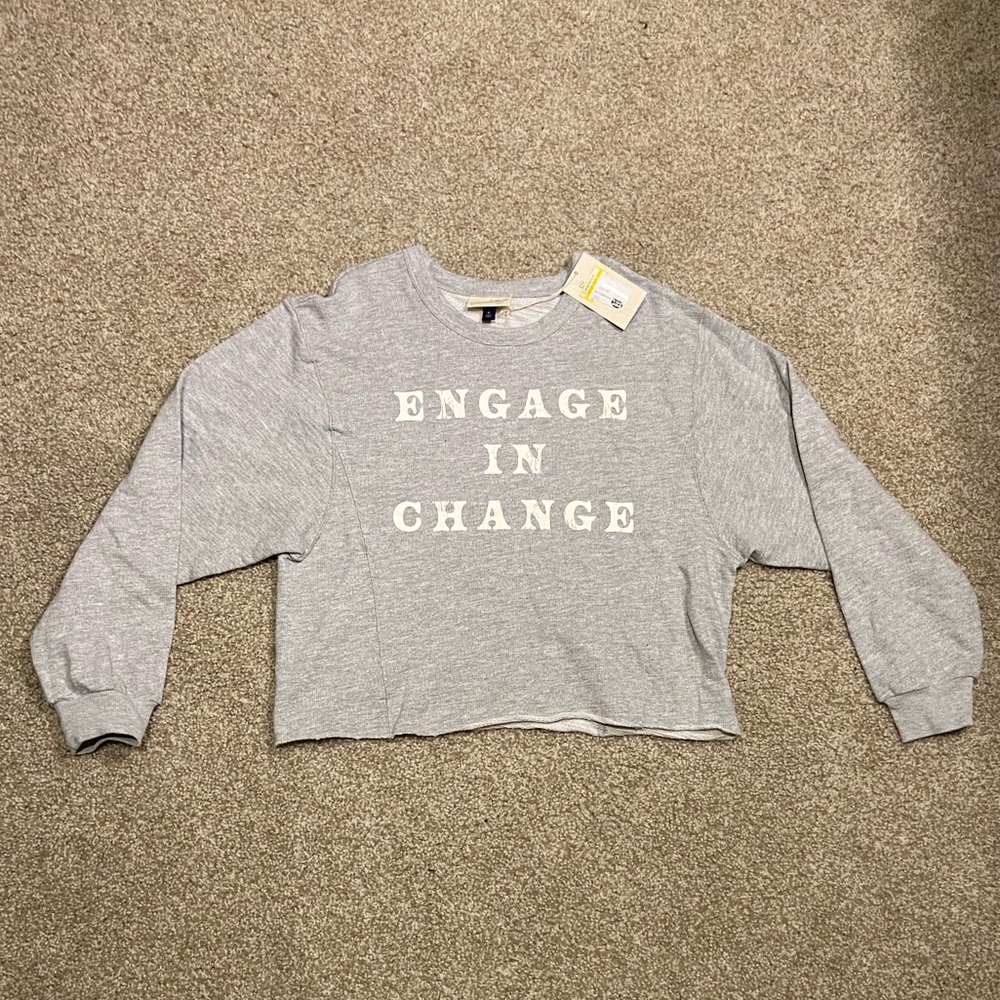 • universal thread graphic sweatshirt •